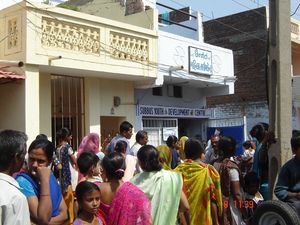 Hundreds throng at the centre